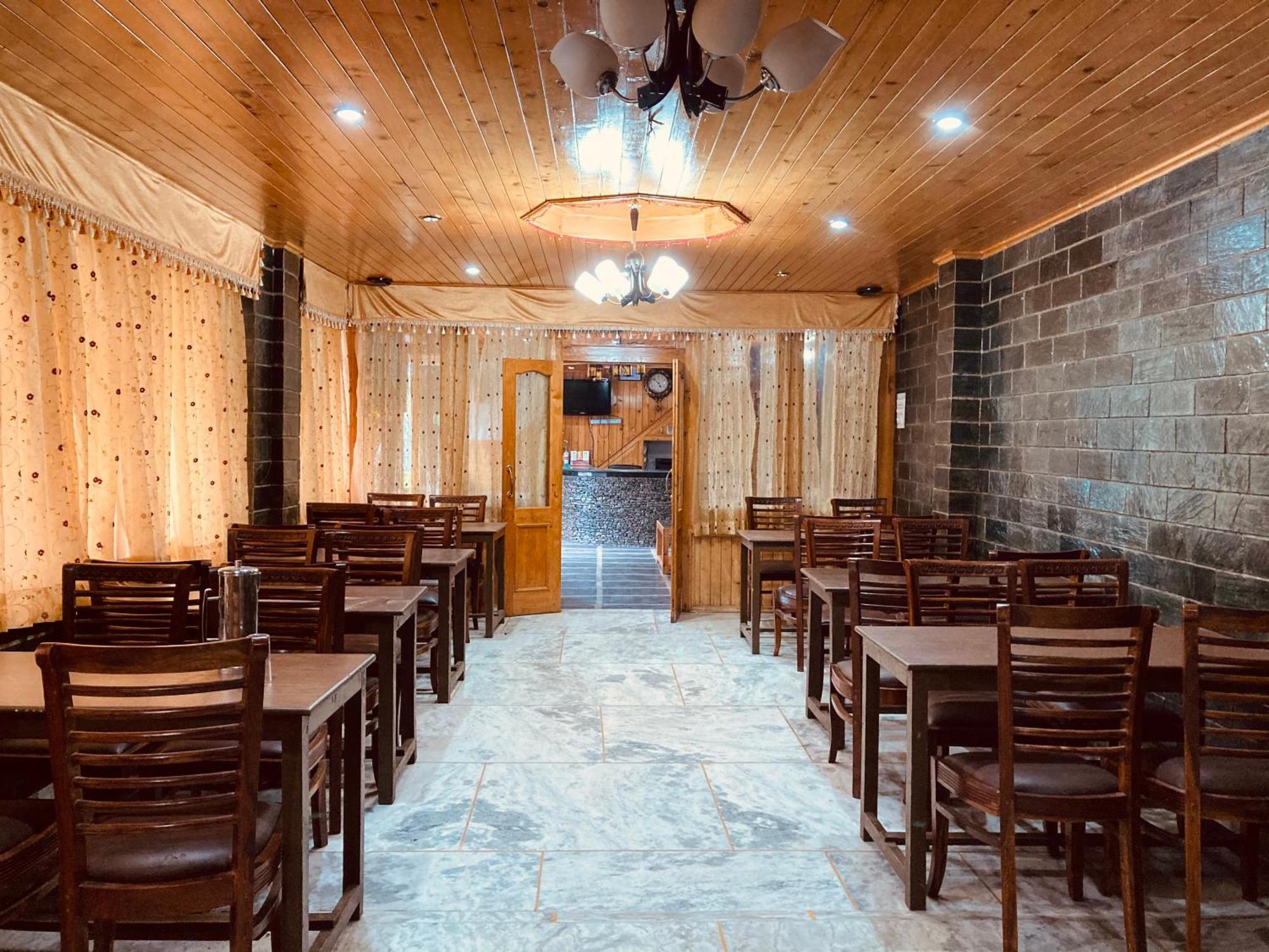 Hotel Hollywood Manali - Scenic River & Mountain View With Premium Rooms Luaran gambar