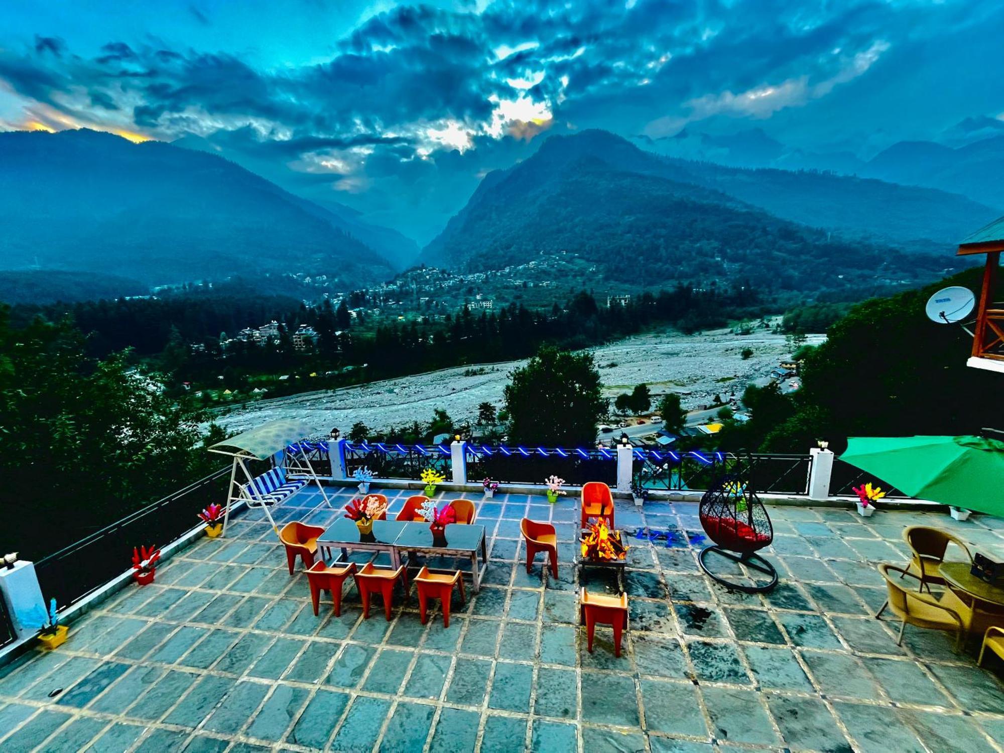 Hotel Hollywood Manali - Scenic River & Mountain View With Premium Rooms Luaran gambar