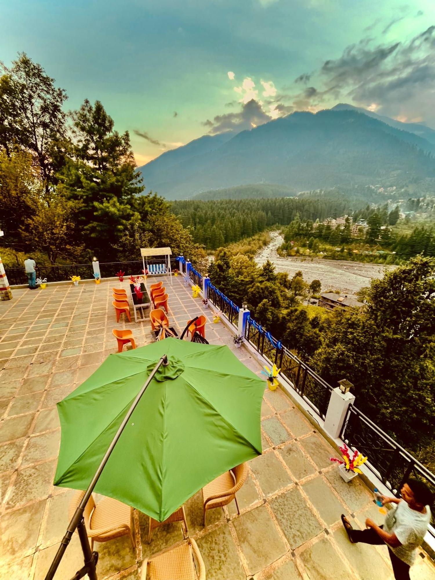 Hotel Hollywood Manali - Scenic River & Mountain View With Premium Rooms Luaran gambar