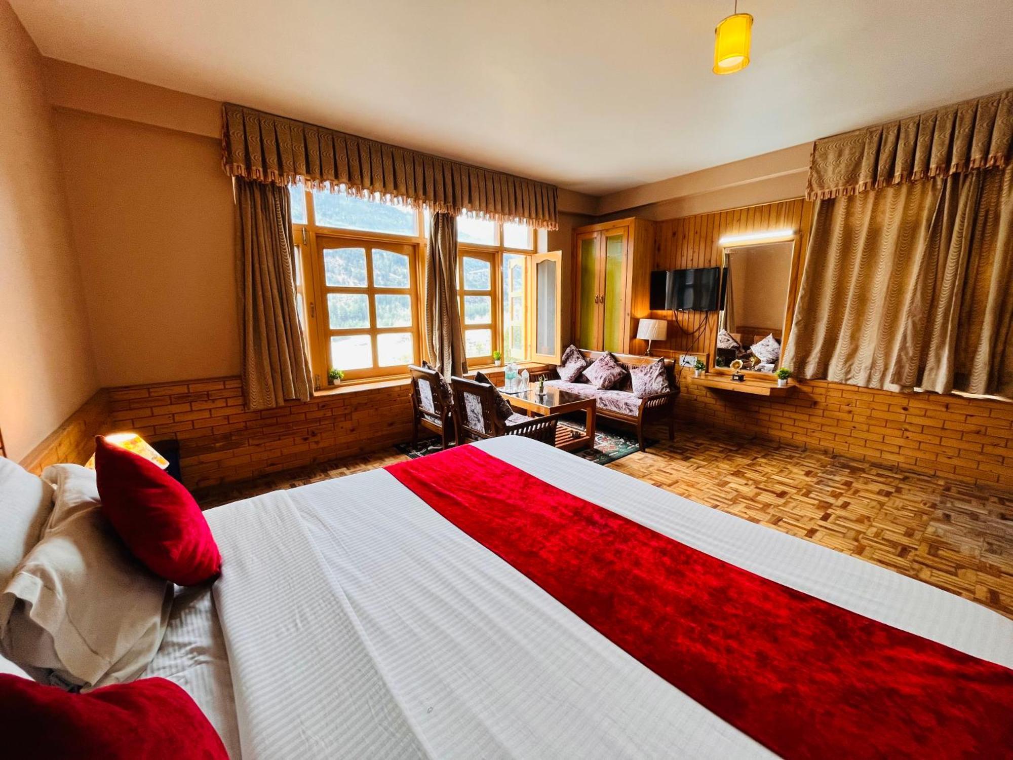Hotel Hollywood Manali - Scenic River & Mountain View With Premium Rooms Luaran gambar