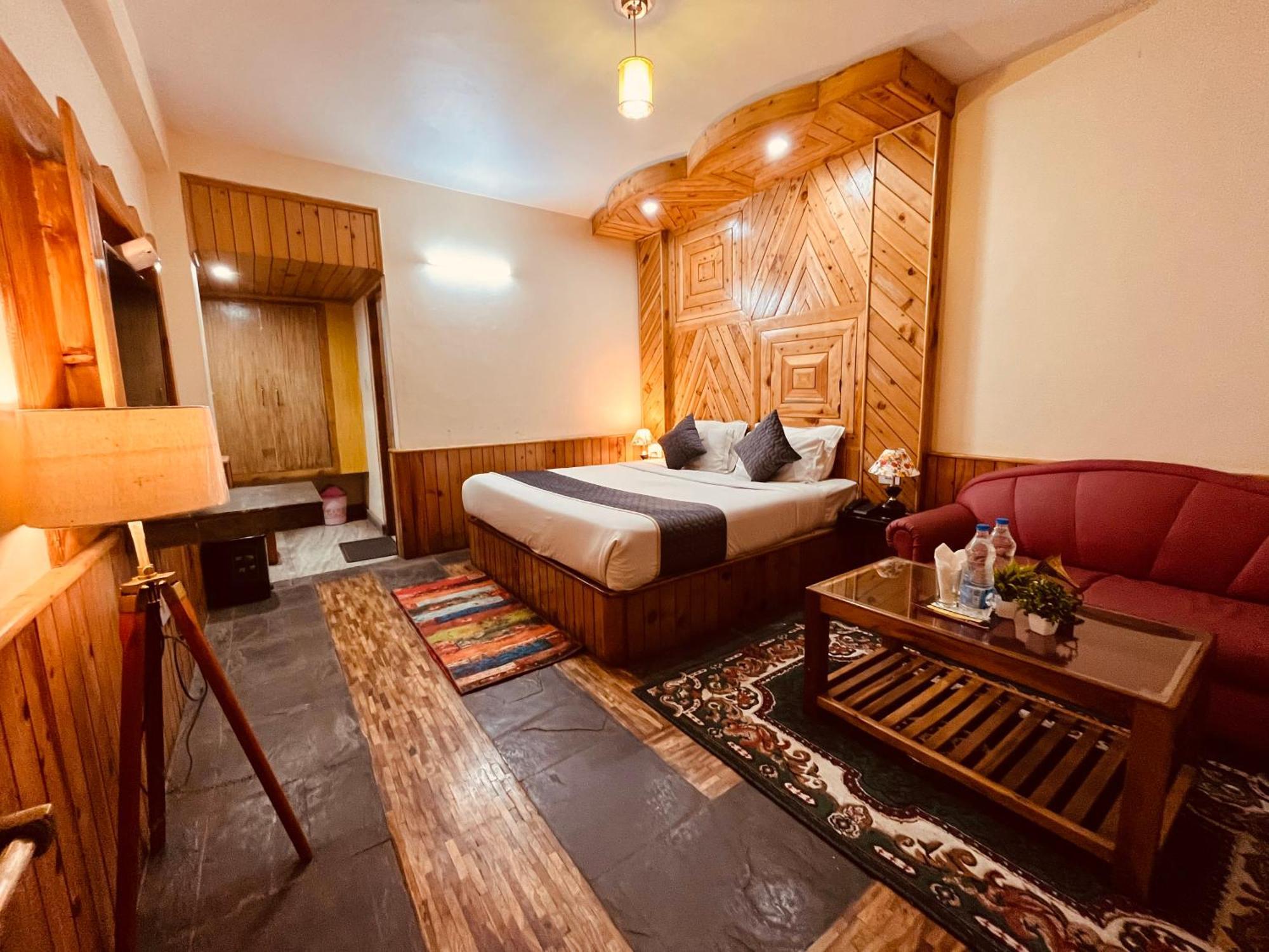Hotel Hollywood Manali - Scenic River & Mountain View With Premium Rooms Luaran gambar