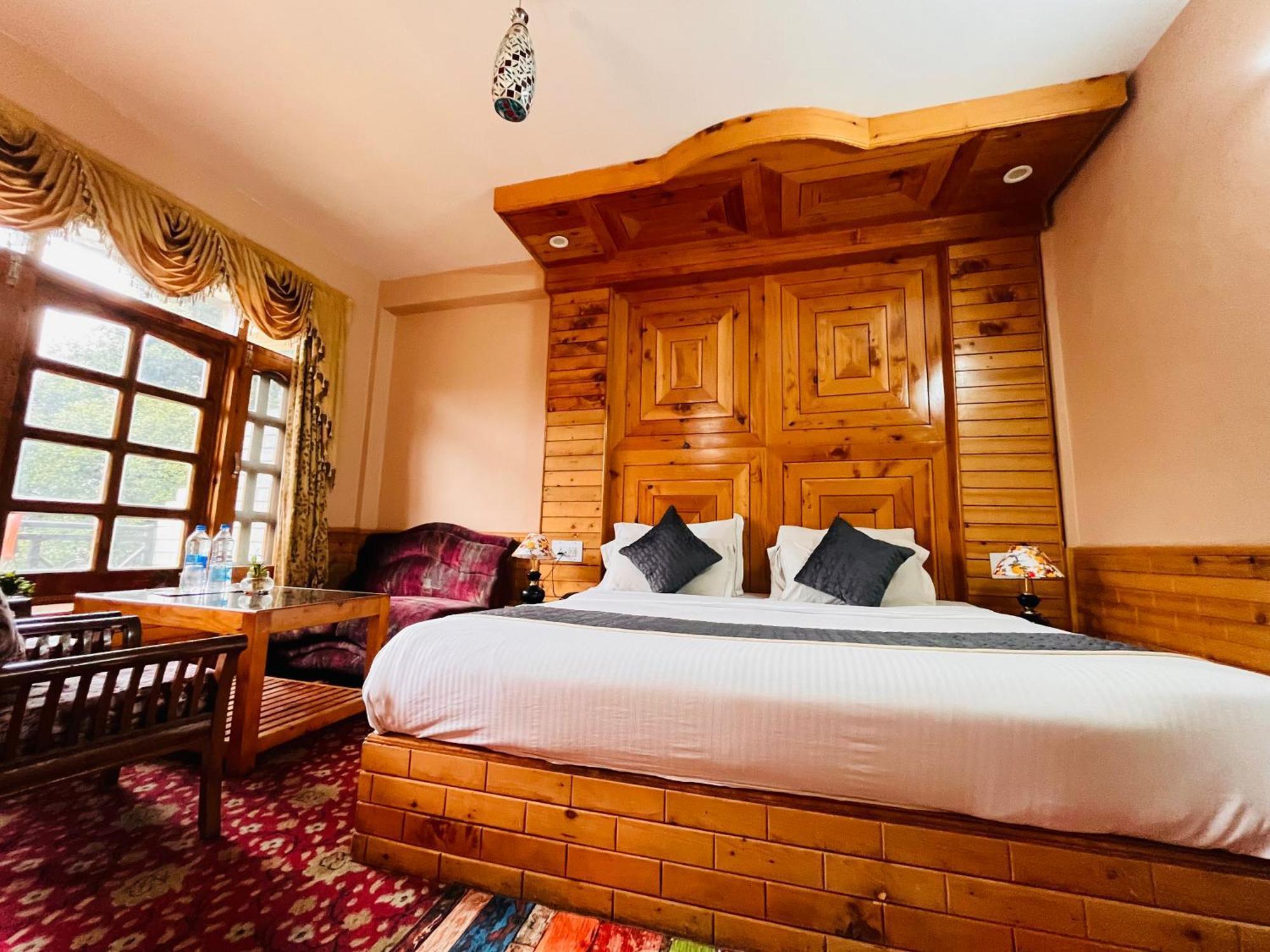 Hotel Hollywood Manali - Scenic River & Mountain View With Premium Rooms Luaran gambar