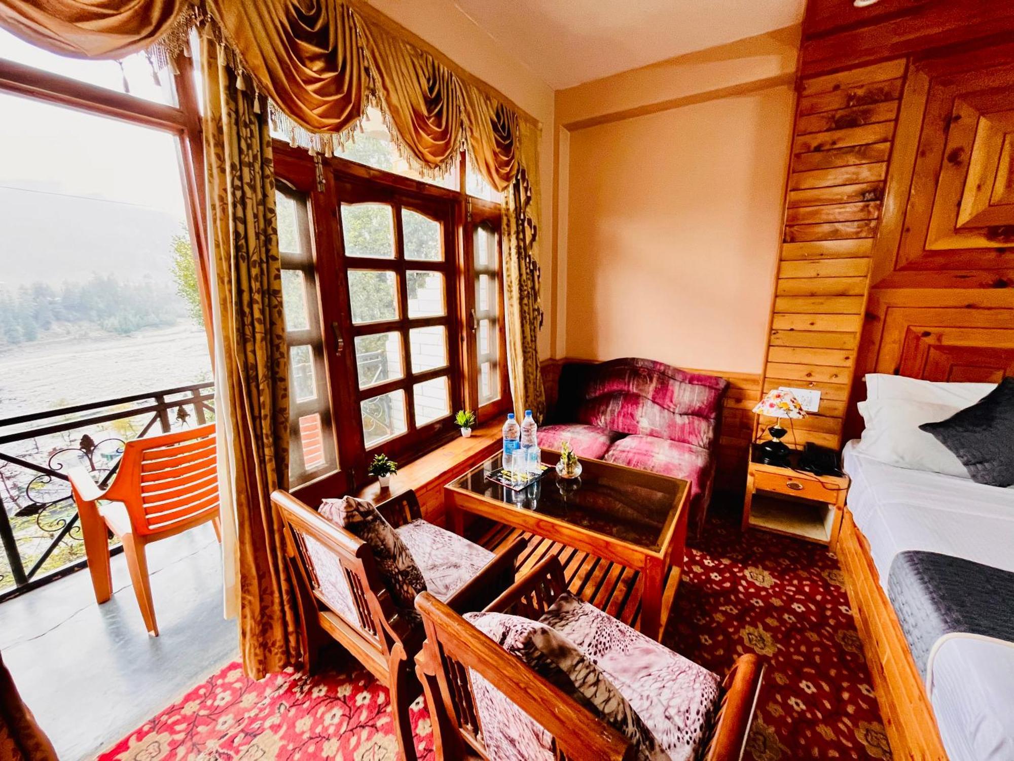 Hotel Hollywood Manali - Scenic River & Mountain View With Premium Rooms Luaran gambar