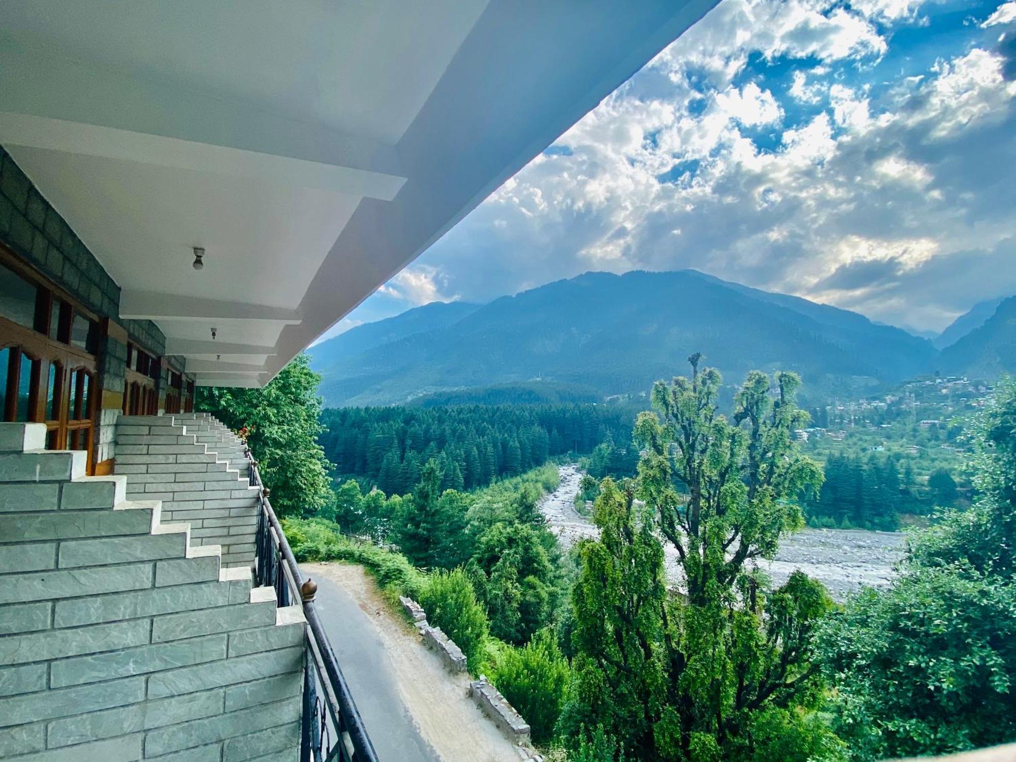 Hotel Hollywood Manali - Scenic River & Mountain View With Premium Rooms Luaran gambar